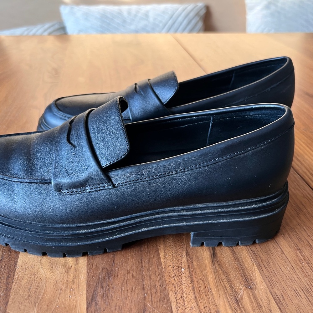 Quince Black Leather Loafers - Picture 4 of 4